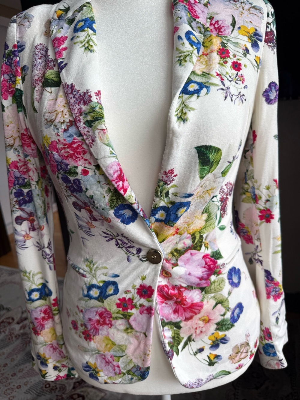 Zara White Floral Blazer Jacket
